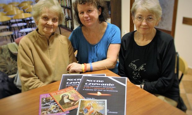Zenobia Trzcińska, Krystyna Szymańska i Eulalia Stryjewska od lat modlą się w Apostolstwie Pomocy Duszom Czyśćcowym