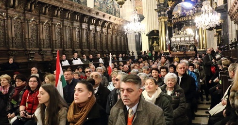 Węgrzy dziękowali Polakom na Wawelu