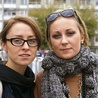 Natalia Przybysz (z lewej) z siostrą Pauliną. 