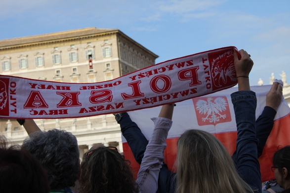 Wdzięczni Polacy opuszczają Rzym