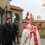 Wprowadzenie relikwii św. Jana Pawła II i św. Maksymiliana do archikolegiaty w Tumie