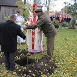 Wprowadzenie relikwii św. Jana Pawła II i św. Maksymiliana do archikolegiaty w Tumie