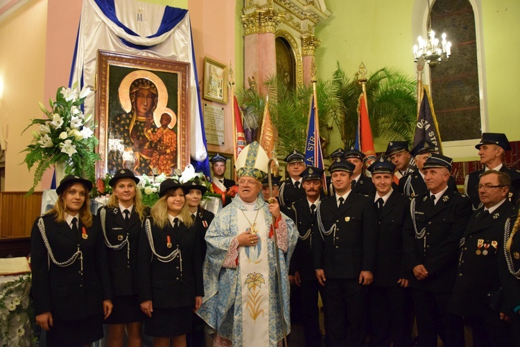 Powitanie ikony MB Częstochowskiej w Lipcach Reymontowskich