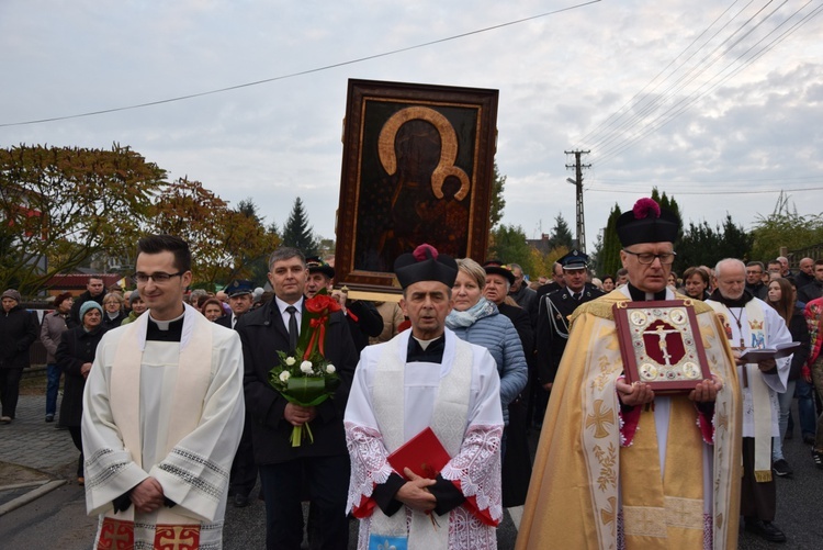 Powitanie ikony MB Częstochowskiej w Lipcach Reymontowskich