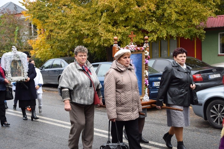 Powitanie ikony MB Częstochowskiej w Lipcach Reymontowskich