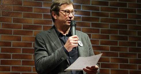 Nie ma wychowania bez obecności