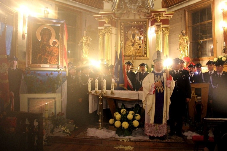 Powitanie ikony MB Częstochowskiej w Słupi