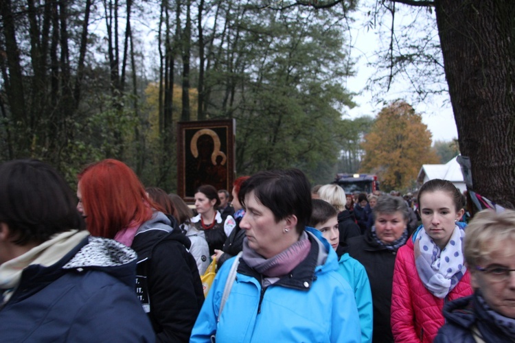 Powitanie ikony MB Częstochowskiej w Słupi