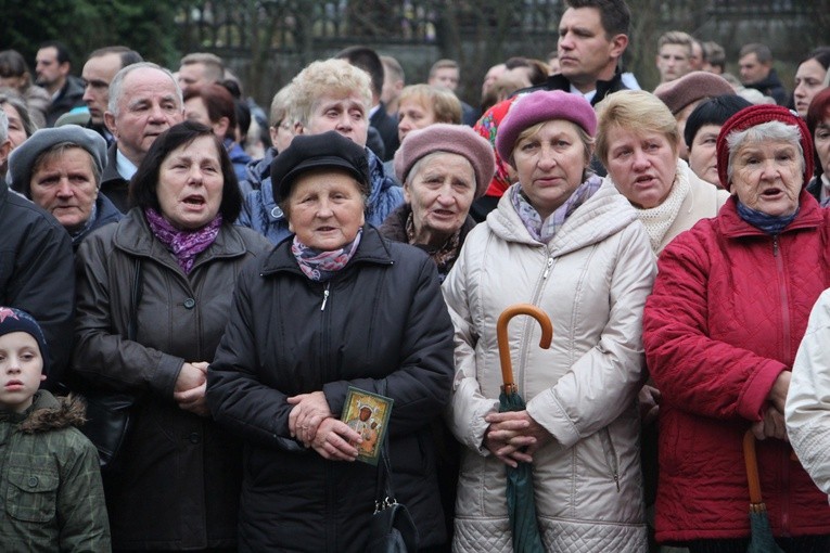 Powitanie ikony MB Częstochowskiej w Słupi
