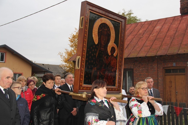 Powitanie ikony MB Częstochowskiej w Janisławicach