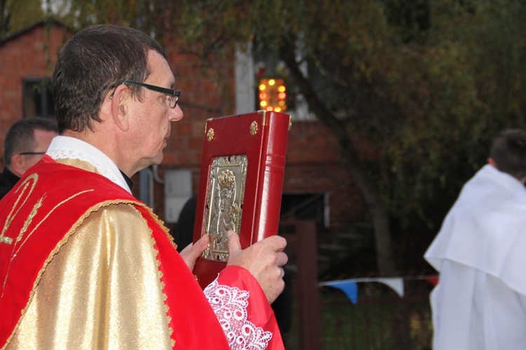 Powitanie ikony MB Częstochowskiej w Janisławicach