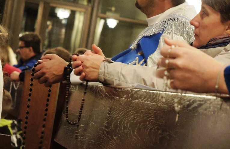 Misyjny Różaniec młodych