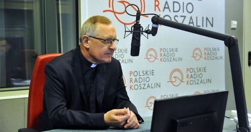 Bp Dajczak: nie potępiam nikogo kto myśli inaczej