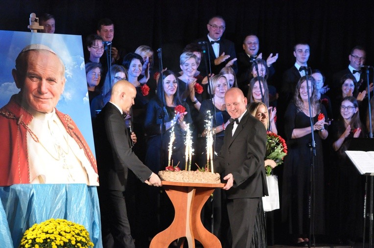 Gaudium z Brzeska o Janie Pawle II