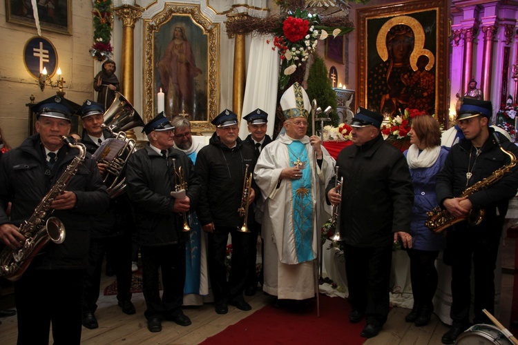 Powitanie ikony MB Częstochowskiej w Starej Rawie