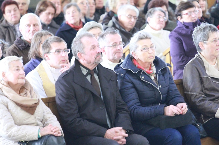 Misyjne spotkanie róż różaćowych