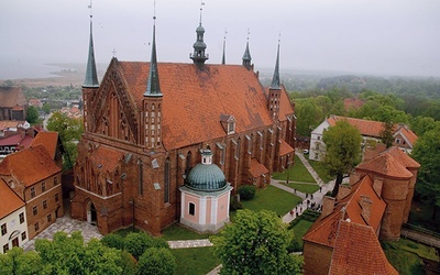 Na Warmii ustanowiono 9 kościołów jubileuszowych.