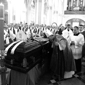 Uroczystości pogrzebowe abp. Zygmunta Zimowskiego w radomskiej katedrze