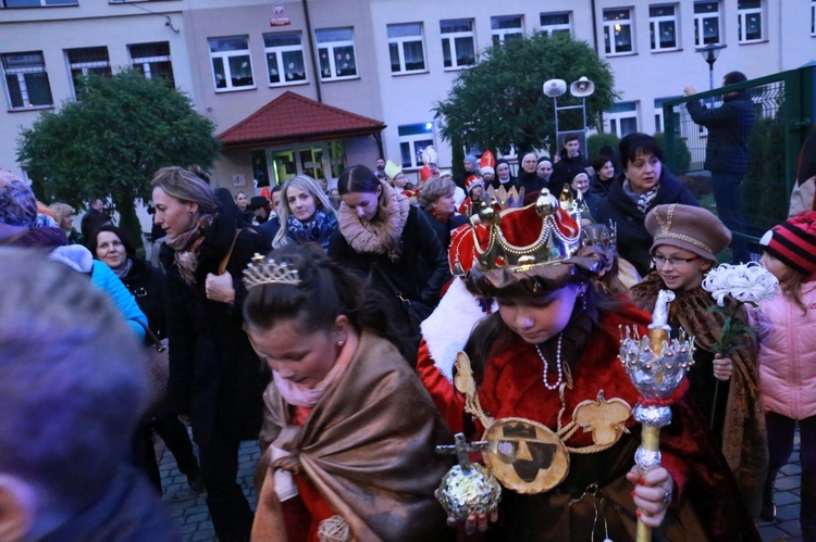 Korowód świętych w Pleśnej