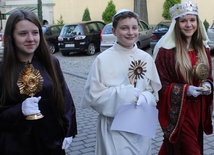 Korowody Świętych na ulicach całej Polski