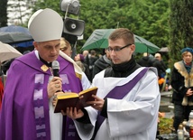 Wszystkich Świętych, nie wszystkich dobrych