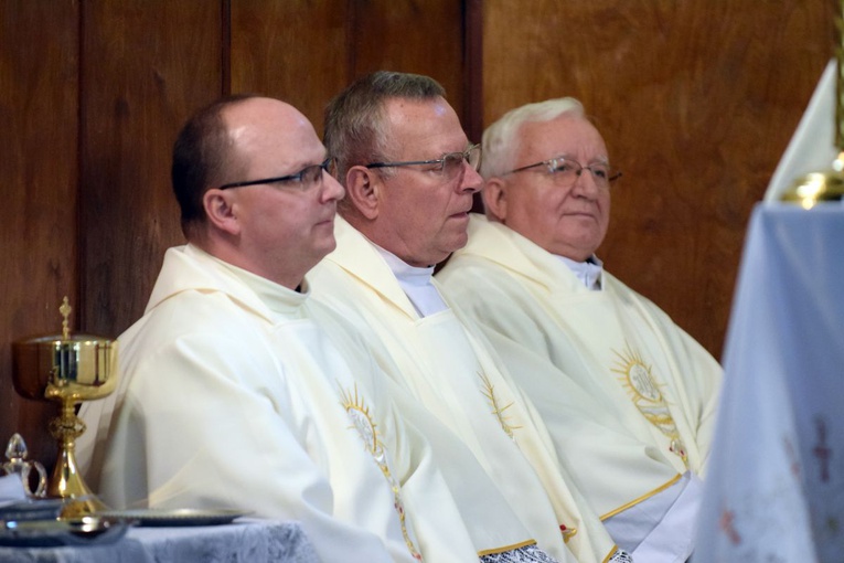 Obchody Wszystkich Świętych z bp. Ignacym
