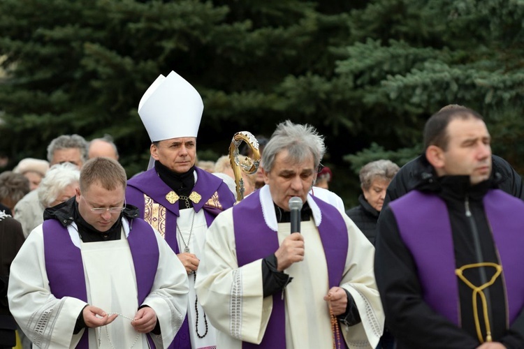 Uroczystość Wszystkich Świętych z biskupem Adamen