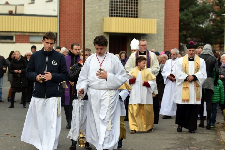 Uroczystość Wszystkich Świętych z biskupem Adamen