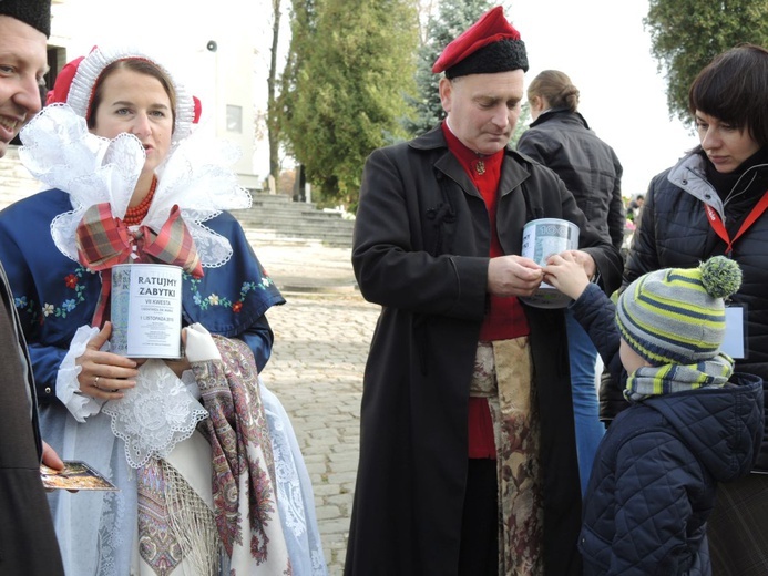 Wszystkich Świętych na cmentarzu w Żywcu