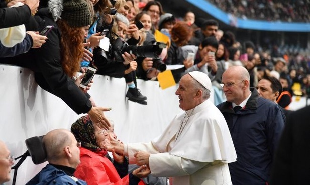 Ks. Majewski o wielowymiarowość wizyty Franciszka w Szwecji