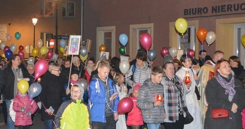 Wszyscy Święci wygrywają! W niebie Boga oglądają!