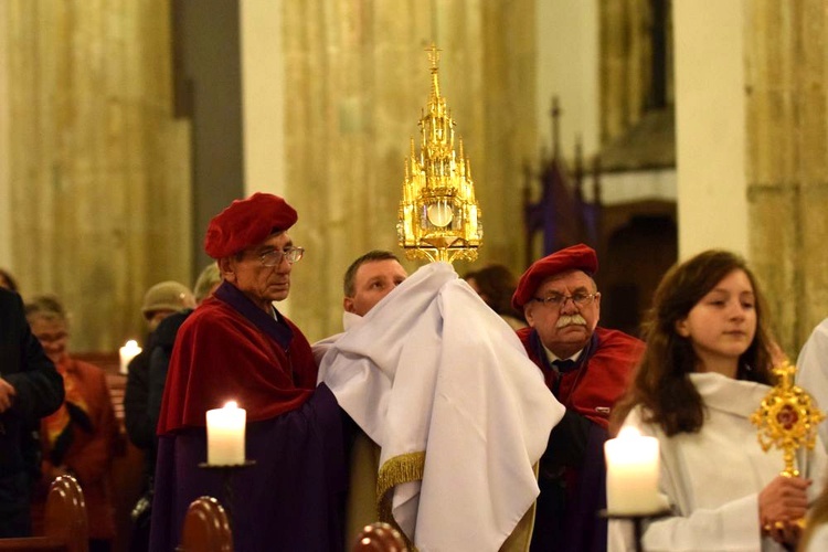 W Strzegomiu zamiast balu było nabożeństwo