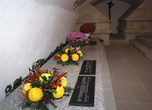 Wnętrze krypty biskupów tarnowskich