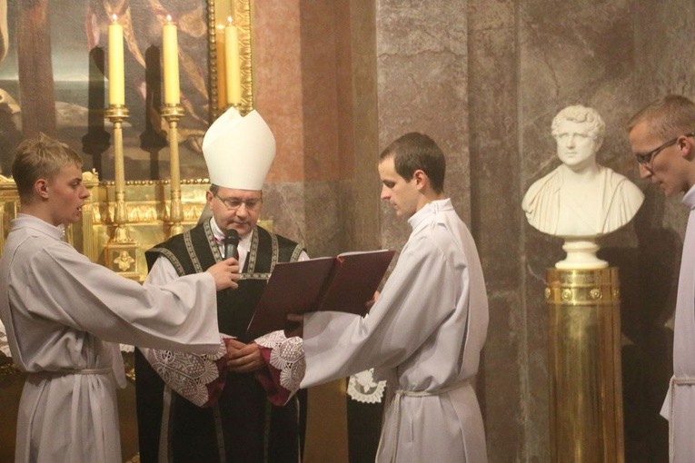 Dzien Zaduszny w katedrze wawelskiej 2016