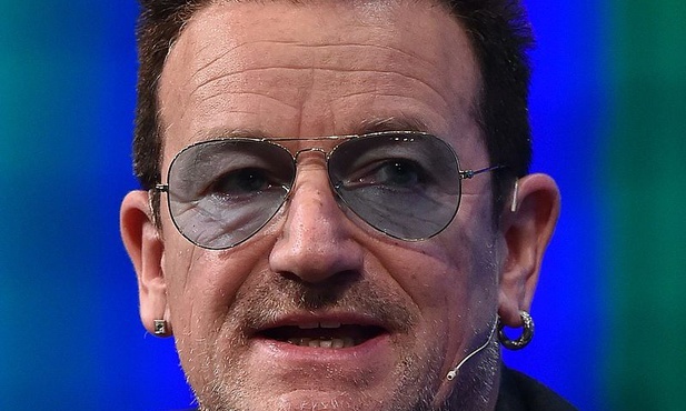 Bono z U2 wybrany... "kobietą roku" magazynu Glamour