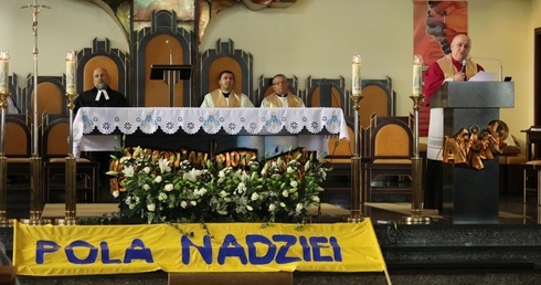 Inauguracja akcji Pola Nadziei 2016 w Bielsku-Białej