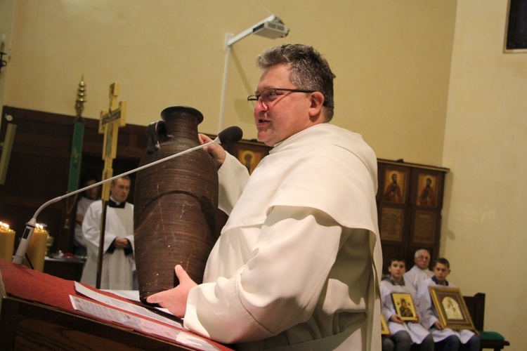 Powitanie ikony MB Częstochowskiej w parafii Miłosierdzia Bożego w Skierniewicach