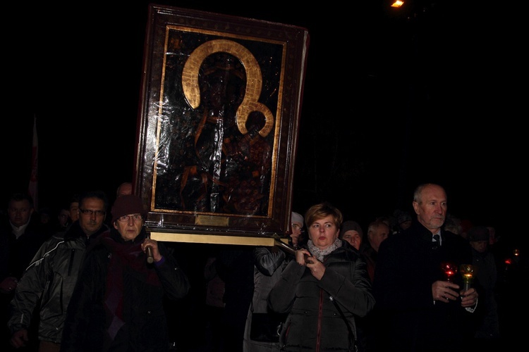 Powitanie ikony MB Częstochowskiej w parafii Miłosierdzia Bożego w Skierniewicach