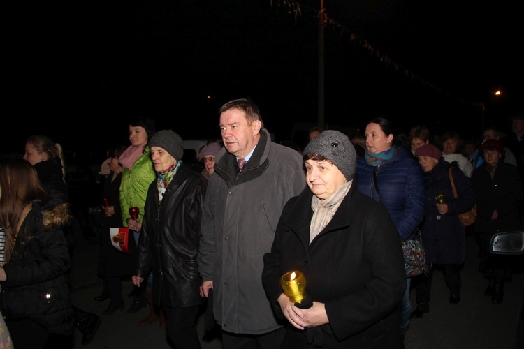 Powitanie ikony MB Częstochowskiej w parafii Miłosierdzia Bożego w Skierniewicach