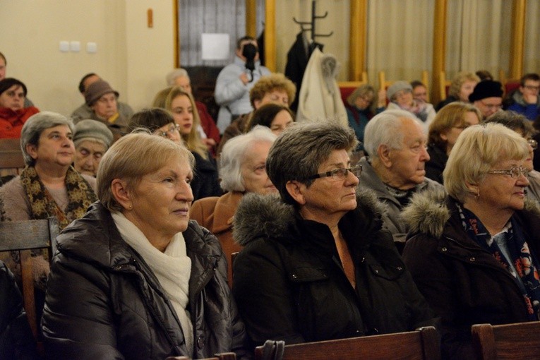 Bp Czaja w Klubie Inteligencji Katolickiej