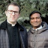Ks. Marcin Mendrzak i ks. Don Bosco rozpoczęli w Oświęcimiu akcję popularyzowania adopcji serca dziewcząt z Indii.