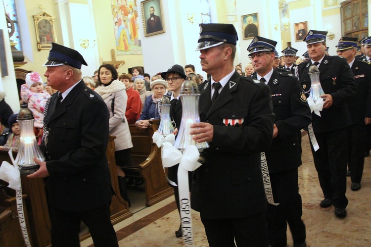 Zaduszki strażackie w Oleśnie