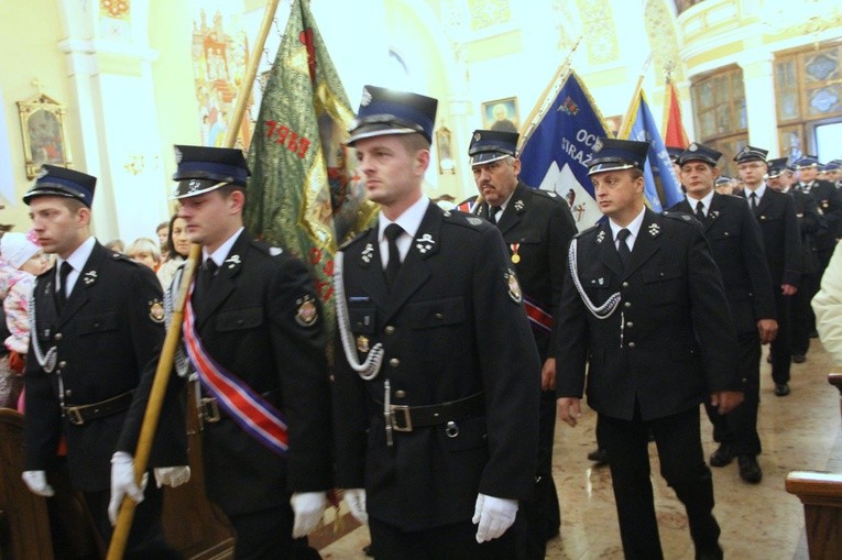 Zaduszki strażackie w Oleśnie