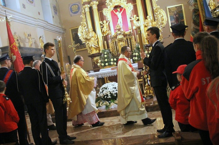 Zaduszki strażackie w Oleśnie