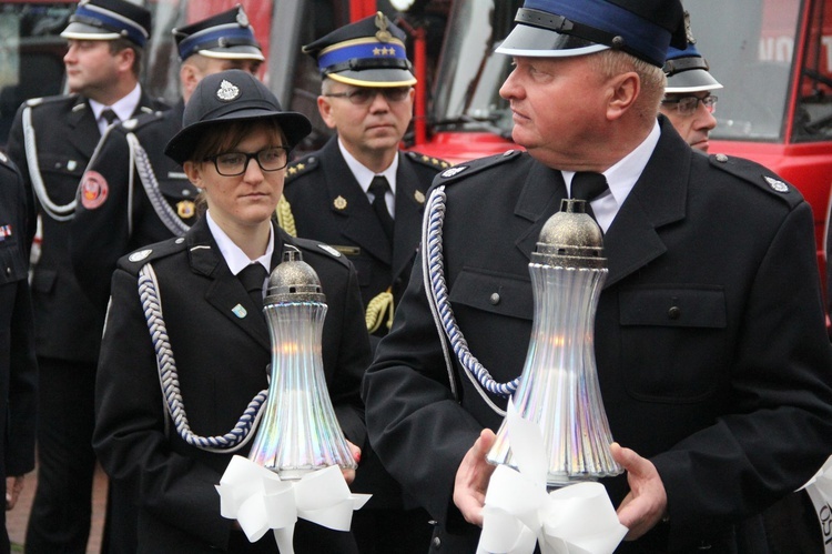 Zaduszki strażackie w Oleśnie