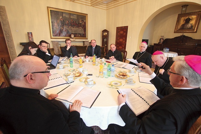 Posiedzenie Komisji Głównej II Synodu Archidiecezji Katowickiej, 12 kwietnia 2016 r.