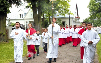 Kurs zakończy się uroczystym błogosławieństwem w Wąwolnicy. 