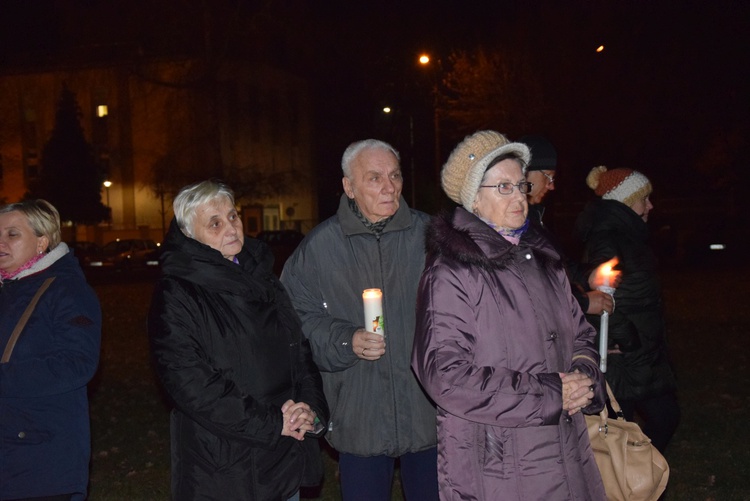 Powitanie ikony MB Częstochowskiej w parafii wojskowej w Skierniewicach