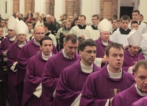 Msza za zmarłych biskupów i kapłanów