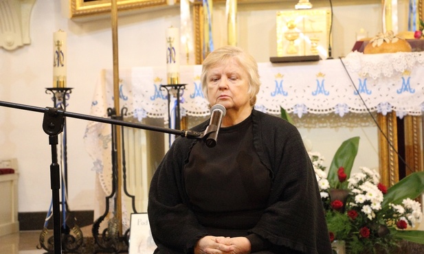 Po Mszy św. na powitanie obrazu Matki Bożej wystąpiła Stanisława Celińska w spektaklu "Hiob"